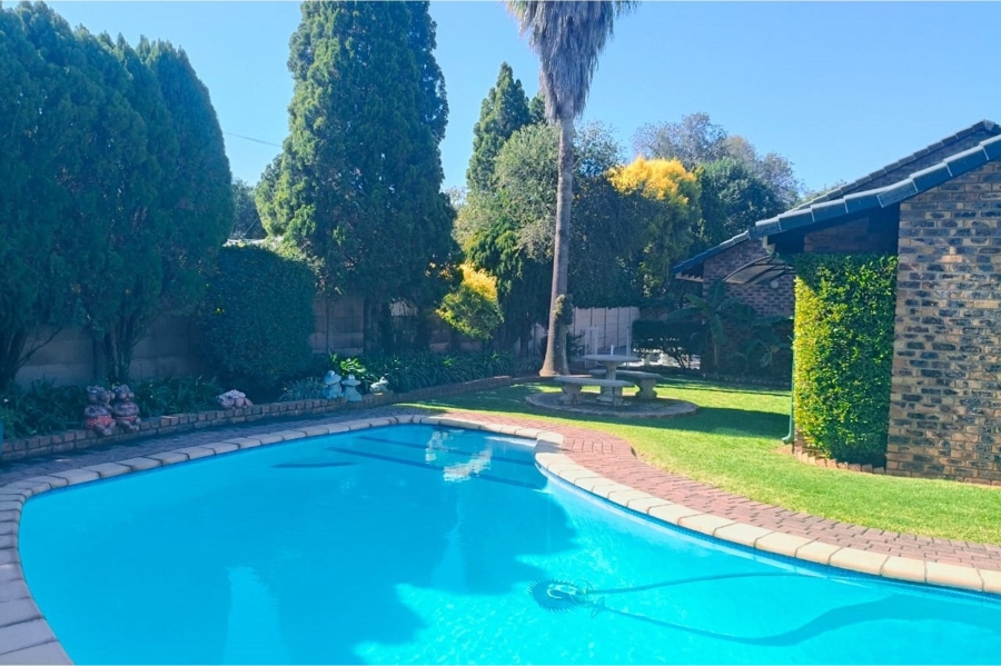 3 Bedroom Property for Sale in Vaalpark Free State